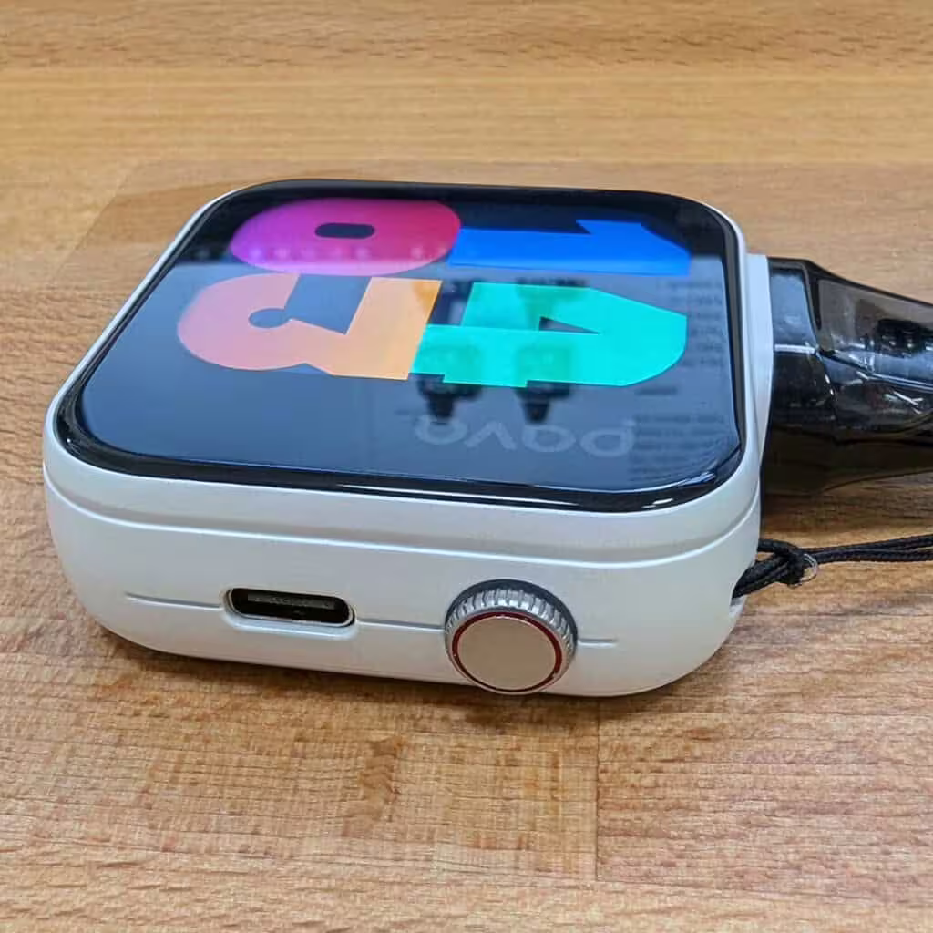 Allo Pava Horiz Ultra Button and Charging Port